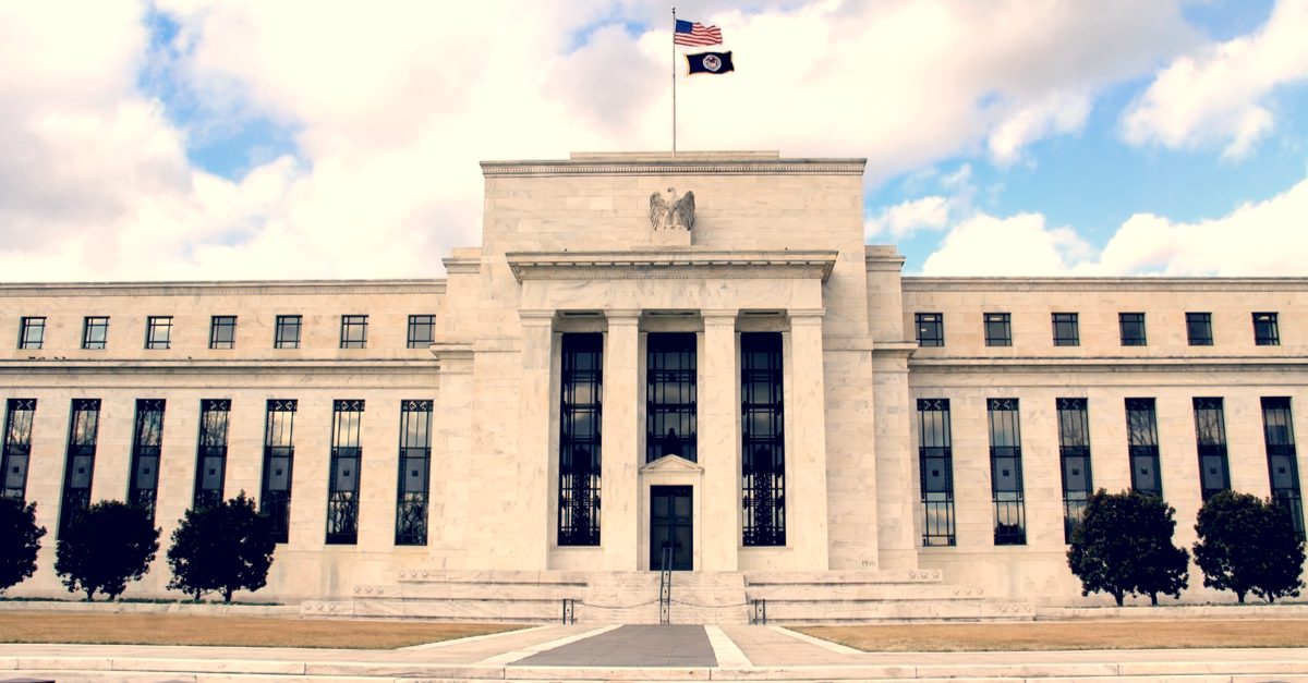 USD: all eyes on minutes of the Fed